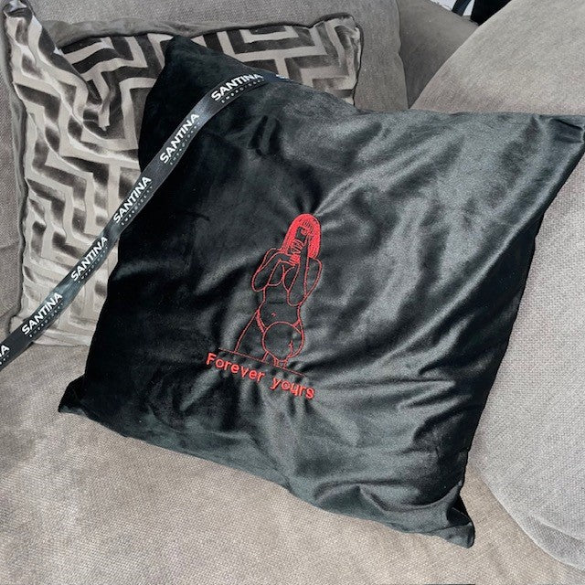 Spicy embroidered soft touch velour cushion cover 18x18 inch
