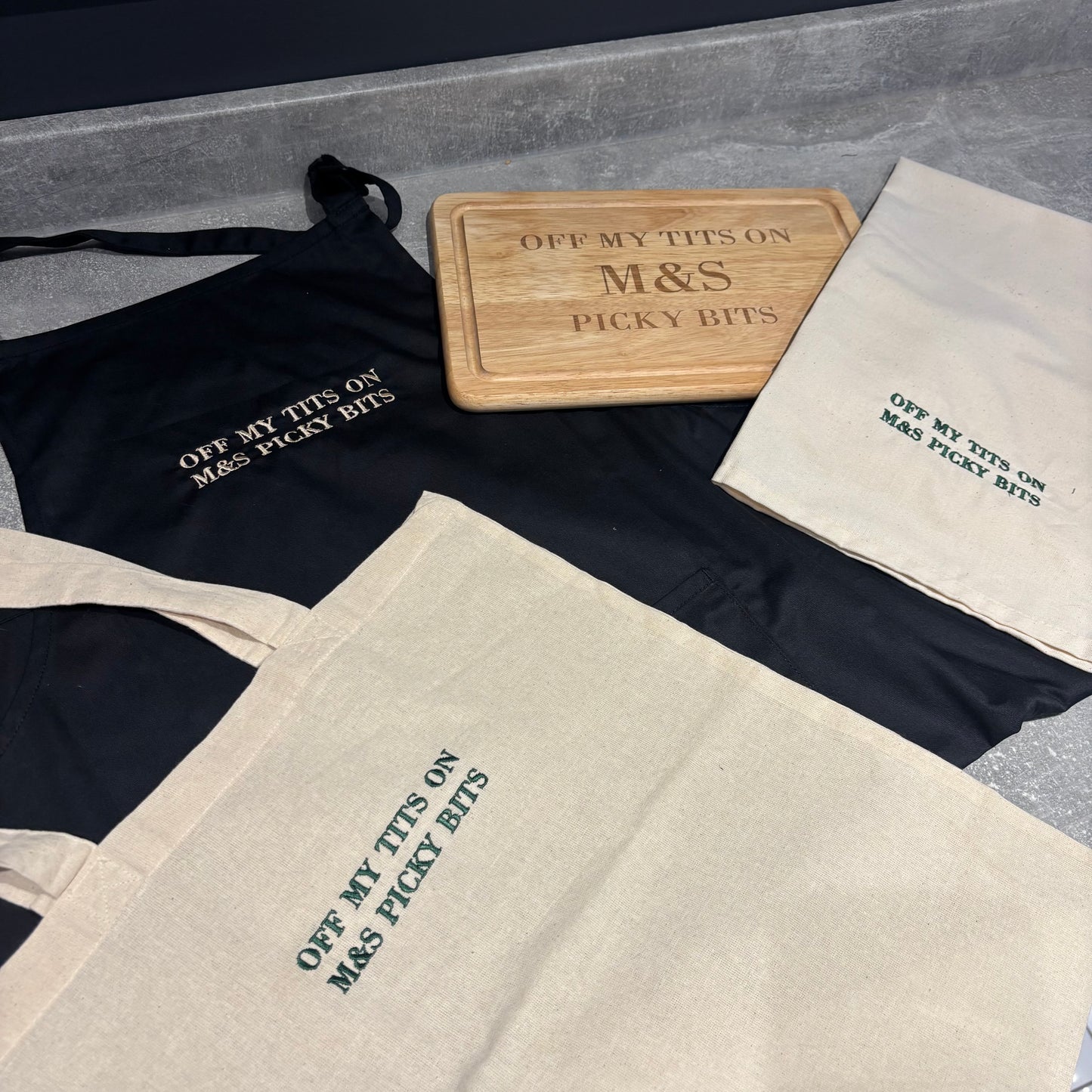 Personalised Kitchen Gift Hamper - Engraved Board + Embroidered Apron, Tea Towel & Tote Bag 💕