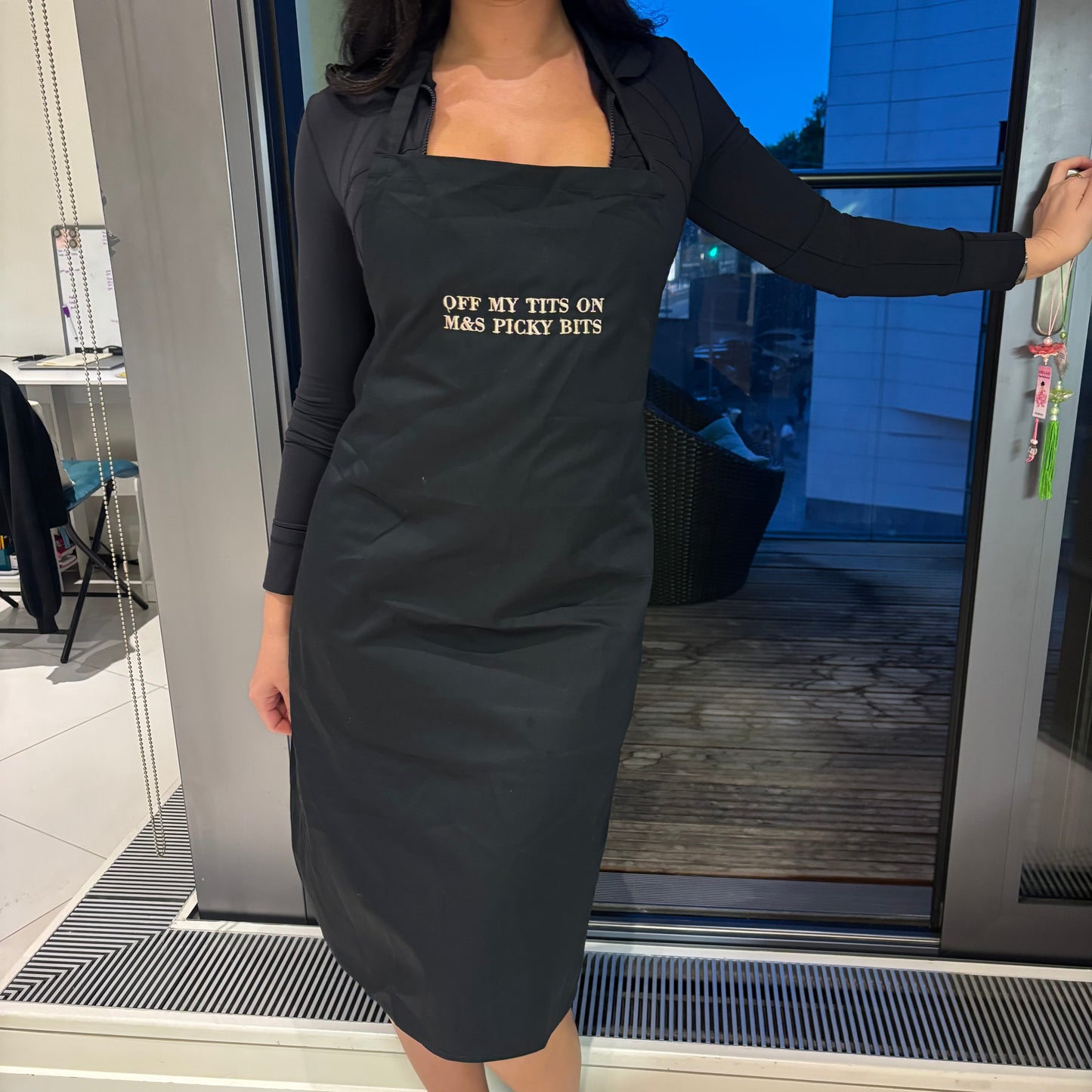 Personalised Kitchen Gift Hamper - Engraved Board + Embroidered Apron, Tea Towel & Tote Bag 💕