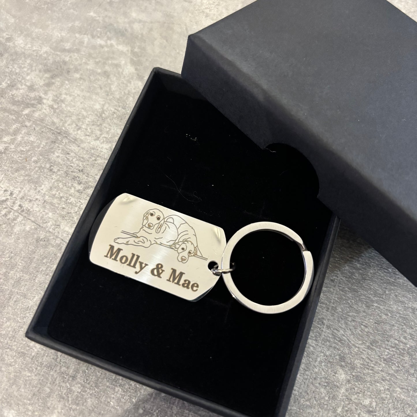 Engraved photo outline keyring